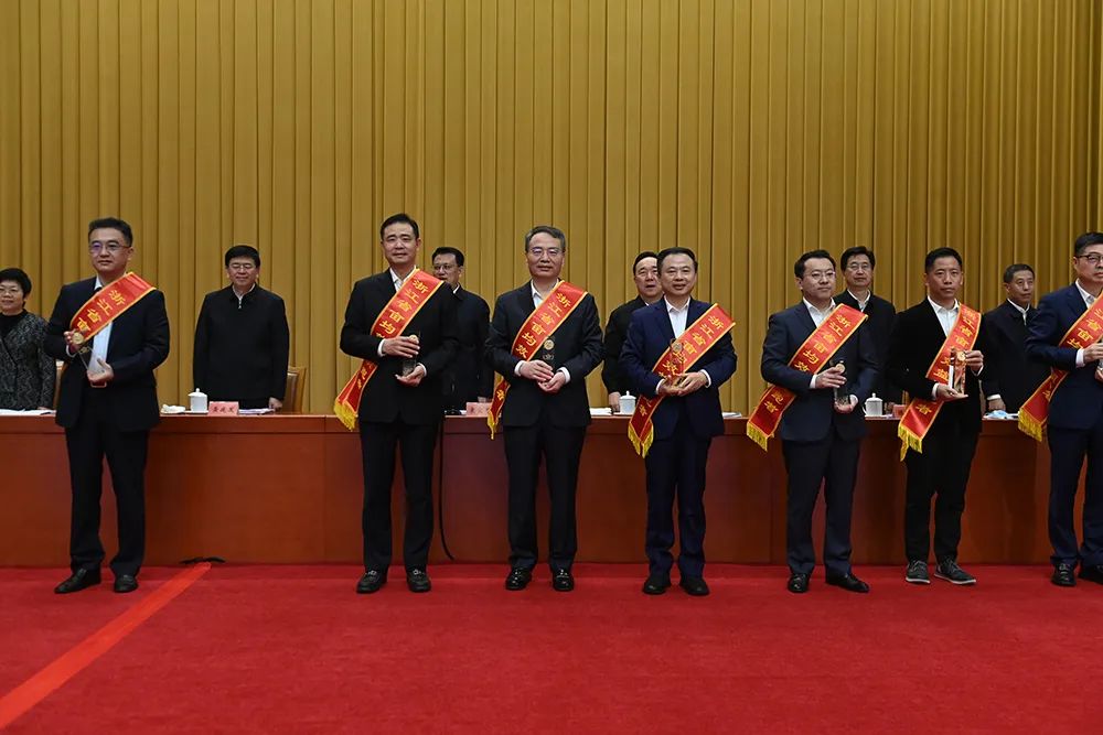 1650377015511339LCCd.jpg 1.jpg