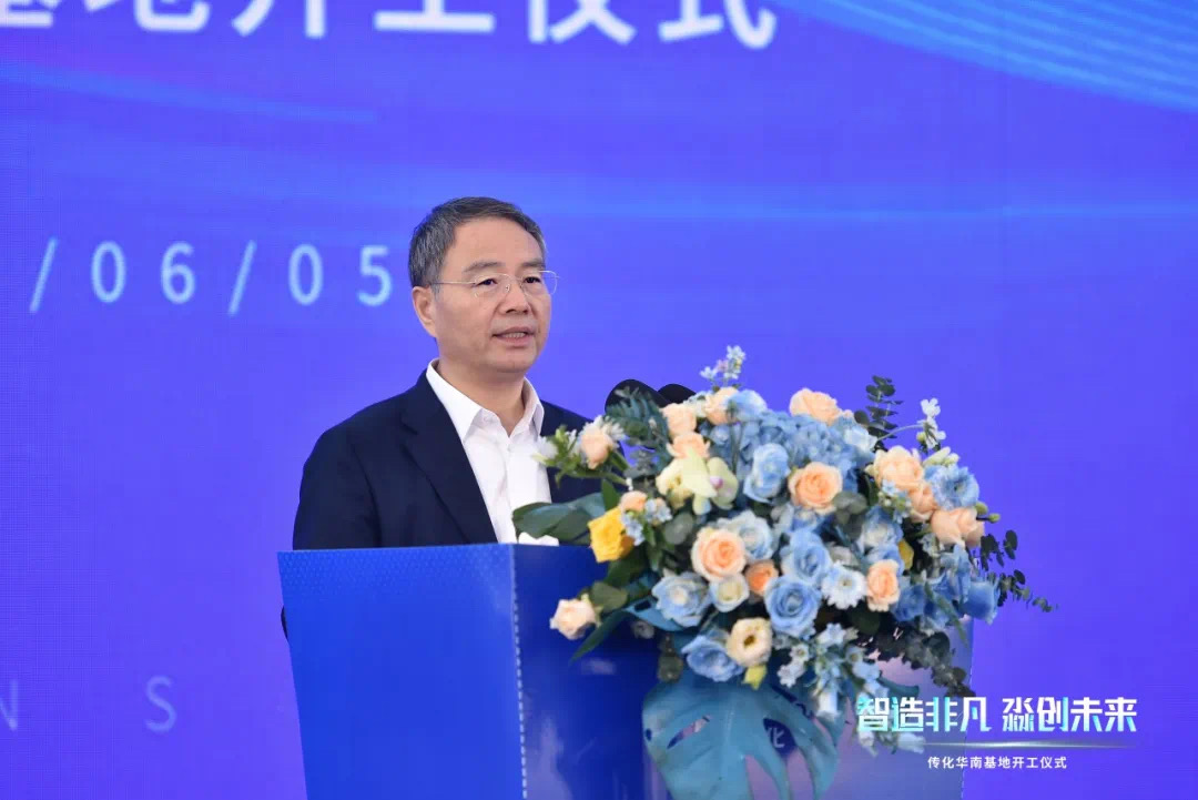 1717653856146527FCAr.jpg 2.jpg