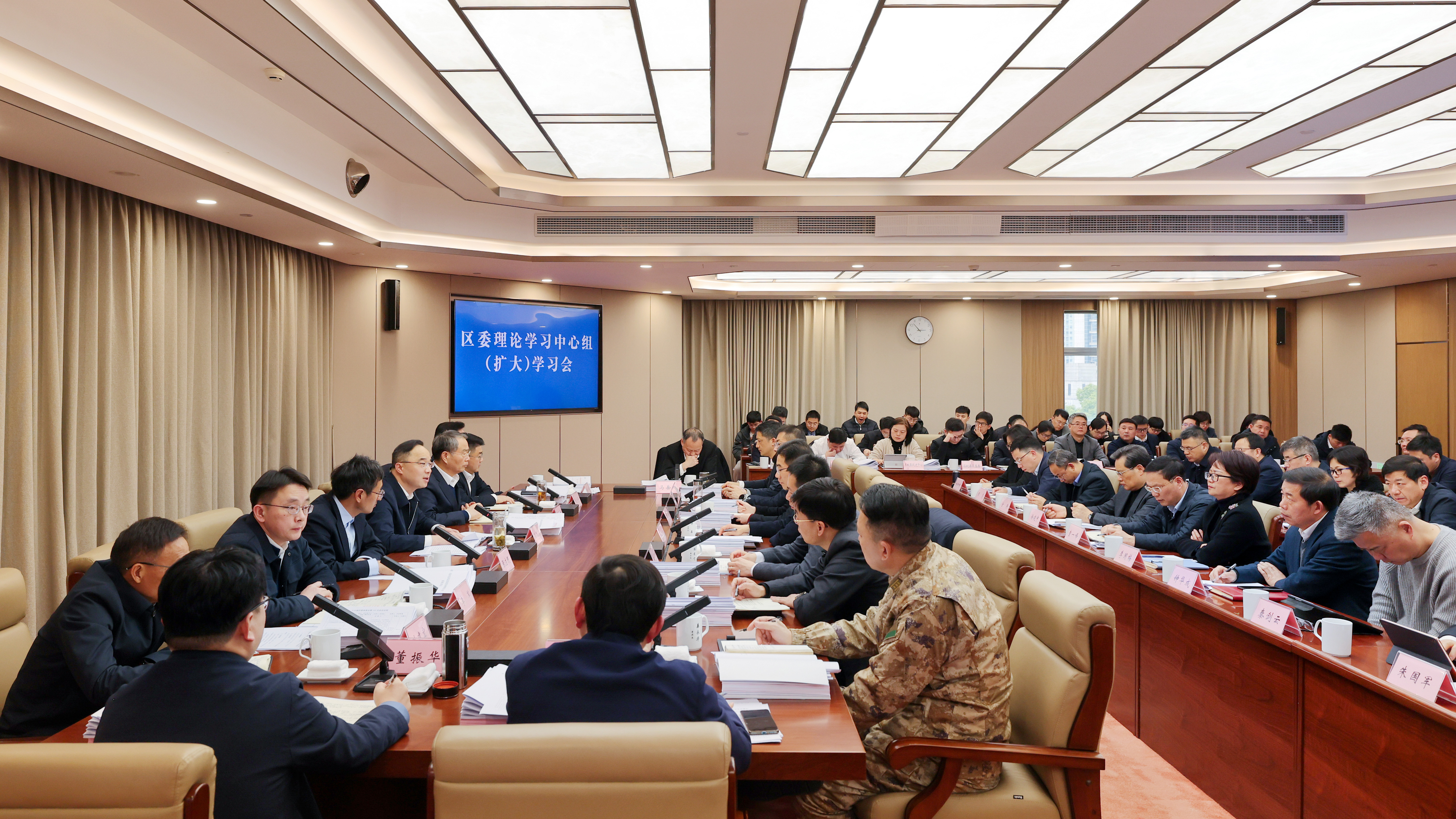 1740468603547474KnrS.jpg 2(1).jpg