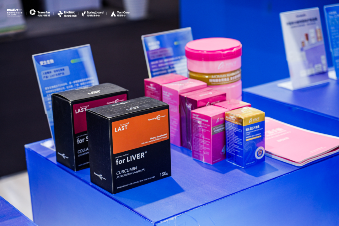 1759973388590388NTsc.png 640 (6).png