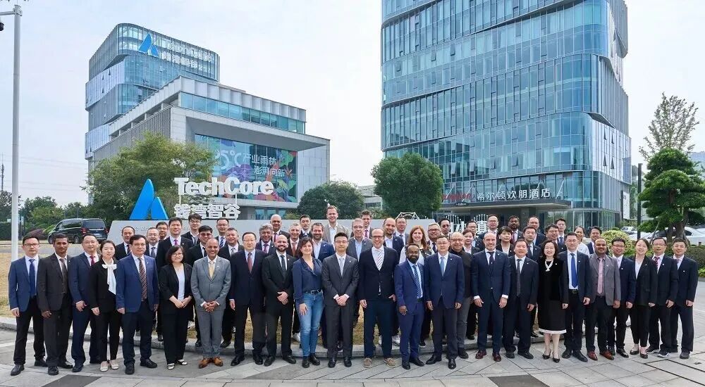 1761901578349502EFNd.jpg 22.jpg